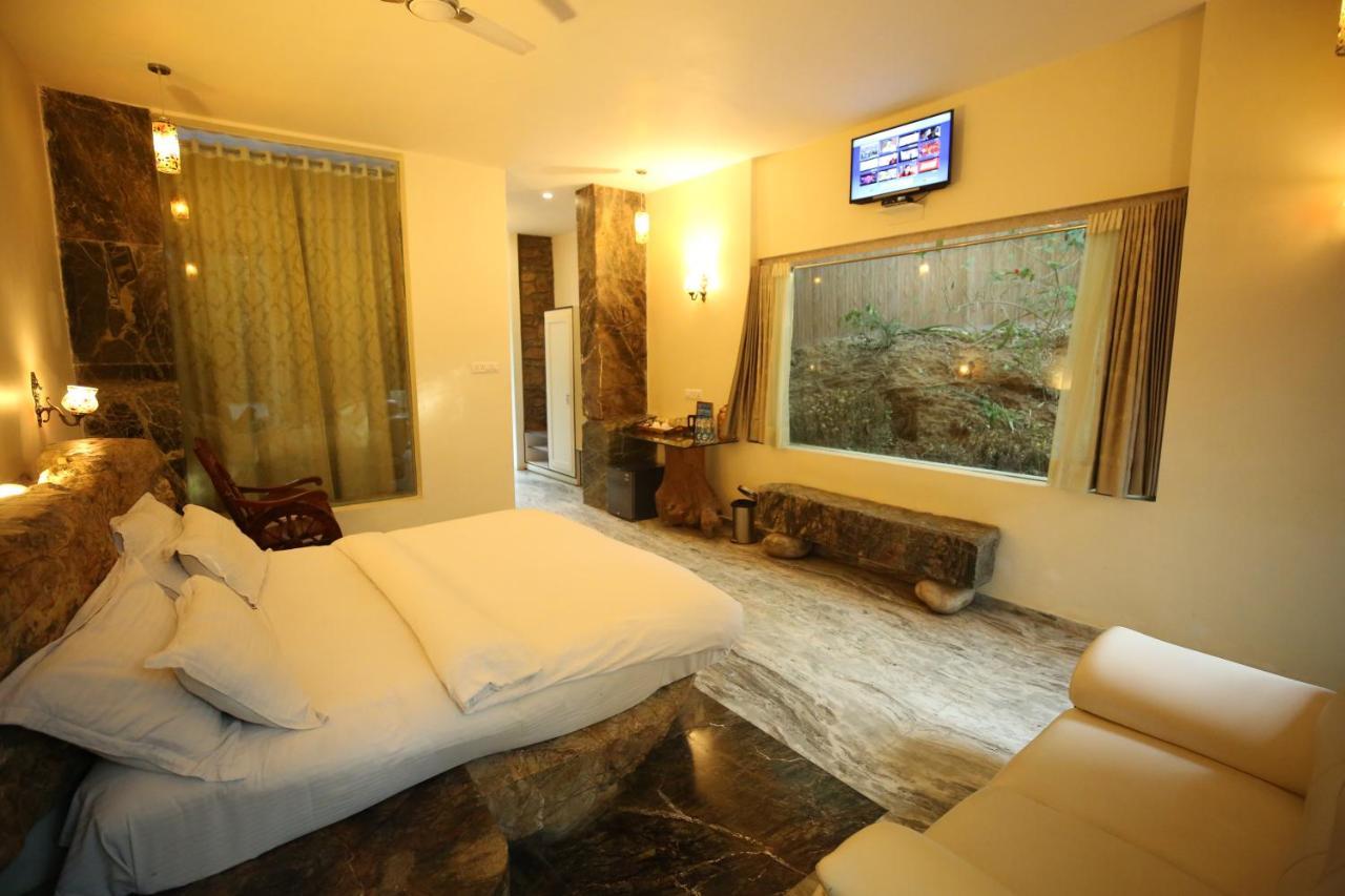 Lohagarh Fort Resort Kukas Exterior foto